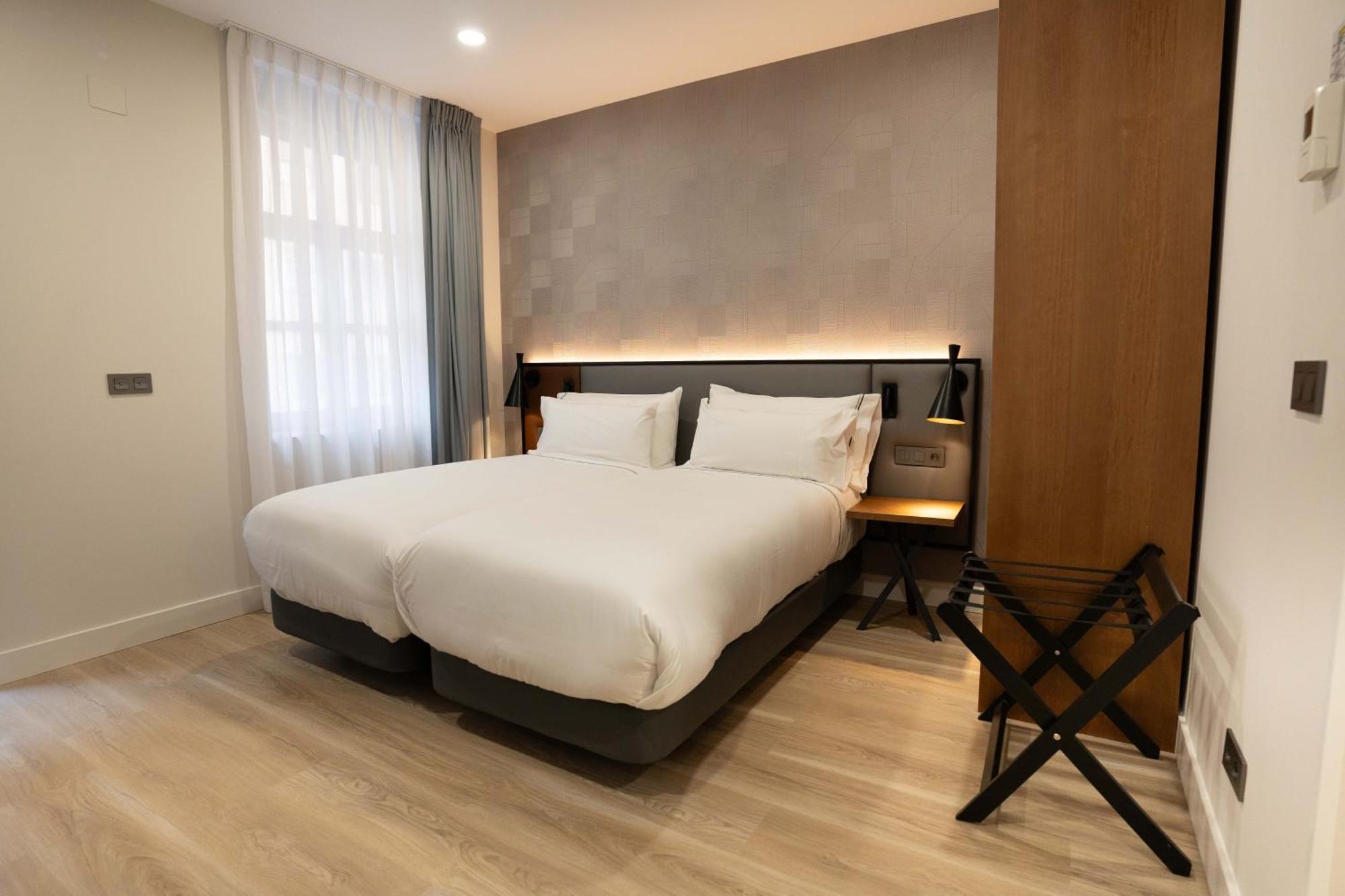Prisma Suites Salamanca Exterior photo