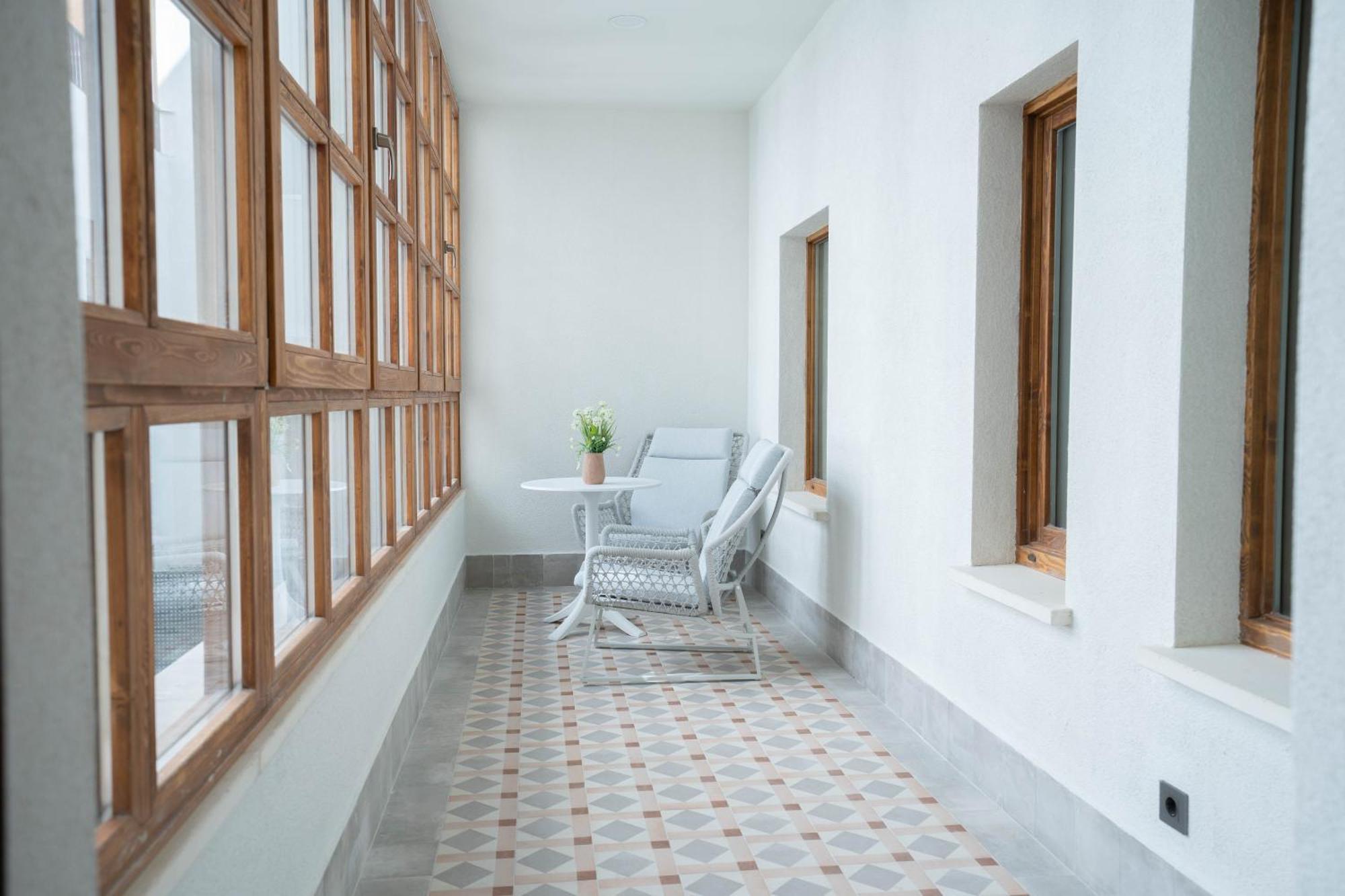Prisma Suites Salamanca Exterior photo