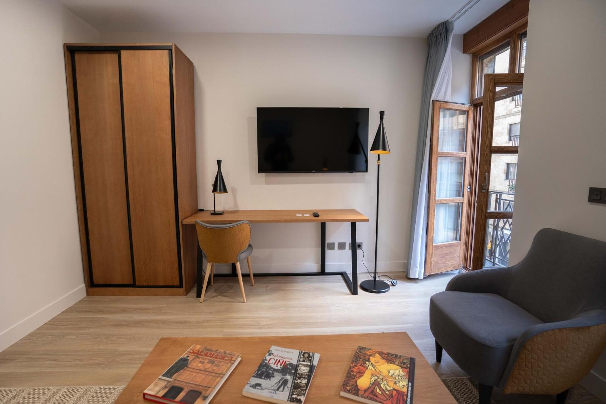 Prisma Suites Salamanca Exterior photo